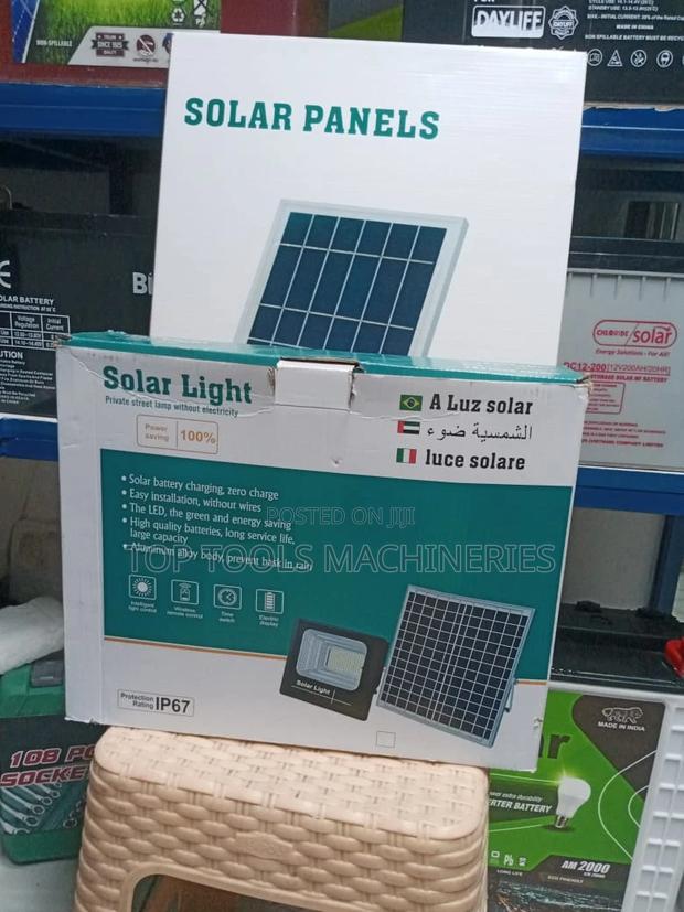 200 Watts Solar Light With Floodlight - main view