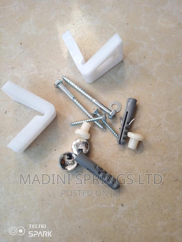 L-Bracket Wc Pan Fixing Set, White Caps