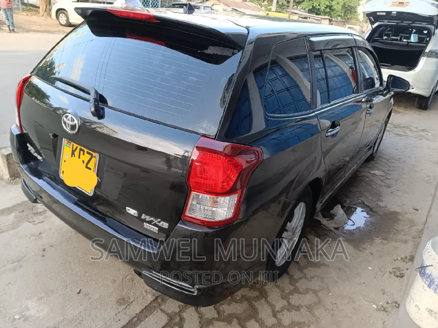 Toyota Corolla Fielder 2014 Black