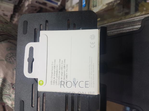 iPhone 15 Pro Max Cable_1m - thumbnail 2