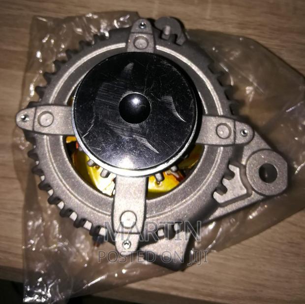 Toyota Denso Alternator - thumbnail 3