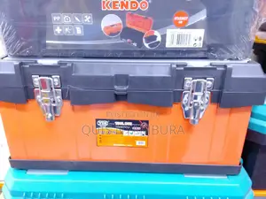 Toolbox/ Empty Toolbox Size 19