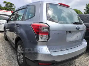 Subaru Forester 2.0XT Touring AWD 2017 Silver