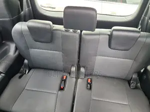 Toyota Esquire 2.0 AWD (7 seater) 2016 Black
