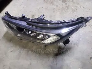 Toyota RAV4 2020 Headlight