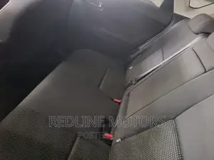 Toyota Auris 2016 Green