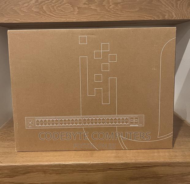 Usw-pro-48-poe Ubiquiti Switch - main view