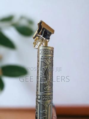 Rechargeable Vintage Shaver Machine - thumbnail 2