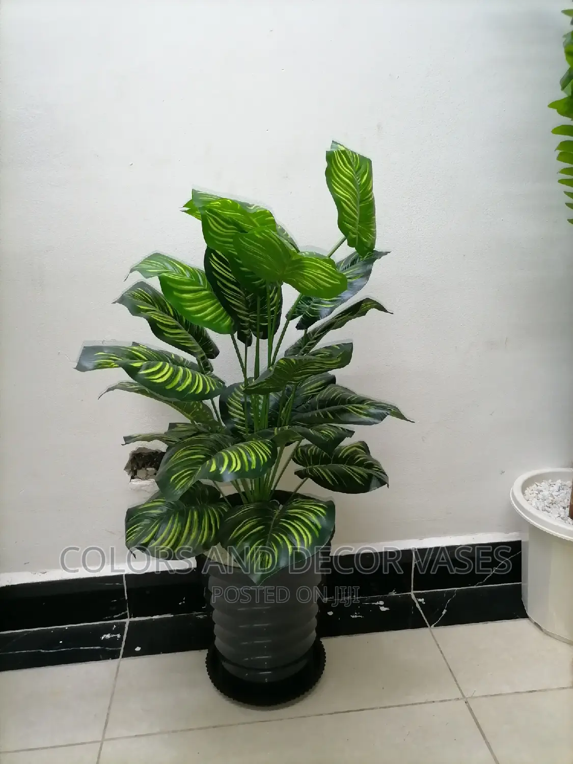1m Long Artificial Plant Plus Plastic Vase With Underliner