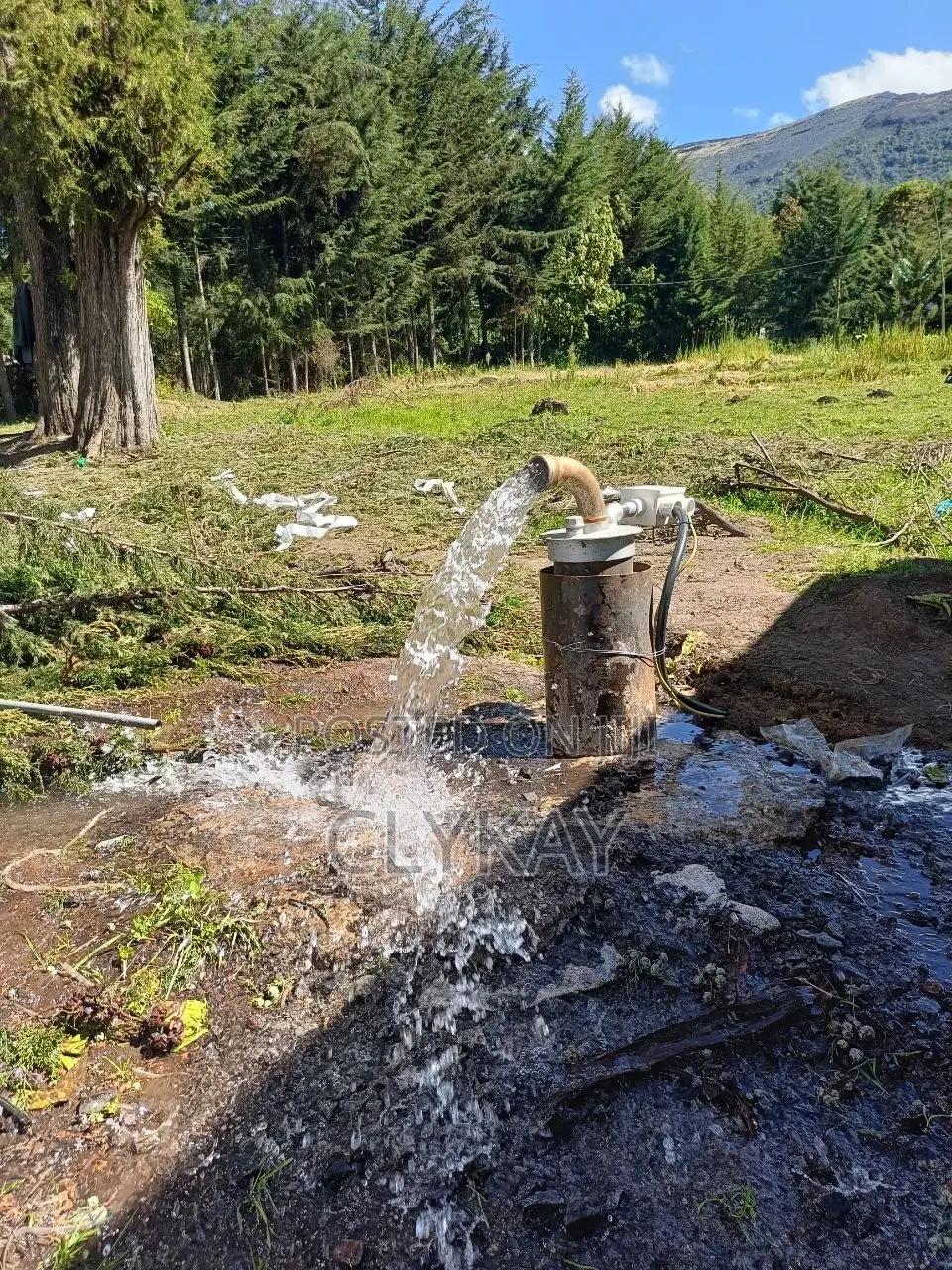 Borehole Solar With Submersible Pumps and Solar Panels