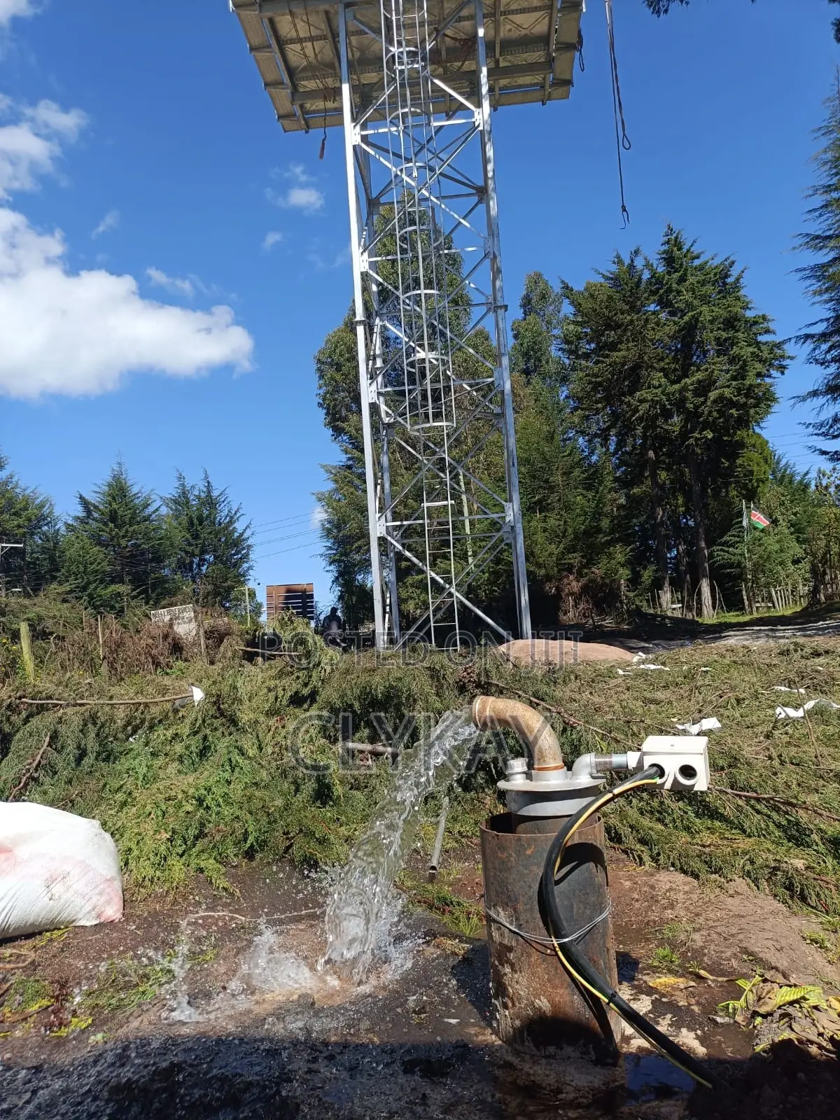 Solar Borehole System Submersible Pumps and Solar Panels
