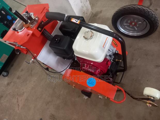 Honda Concrete Cutter Available Now - thumbnail 4