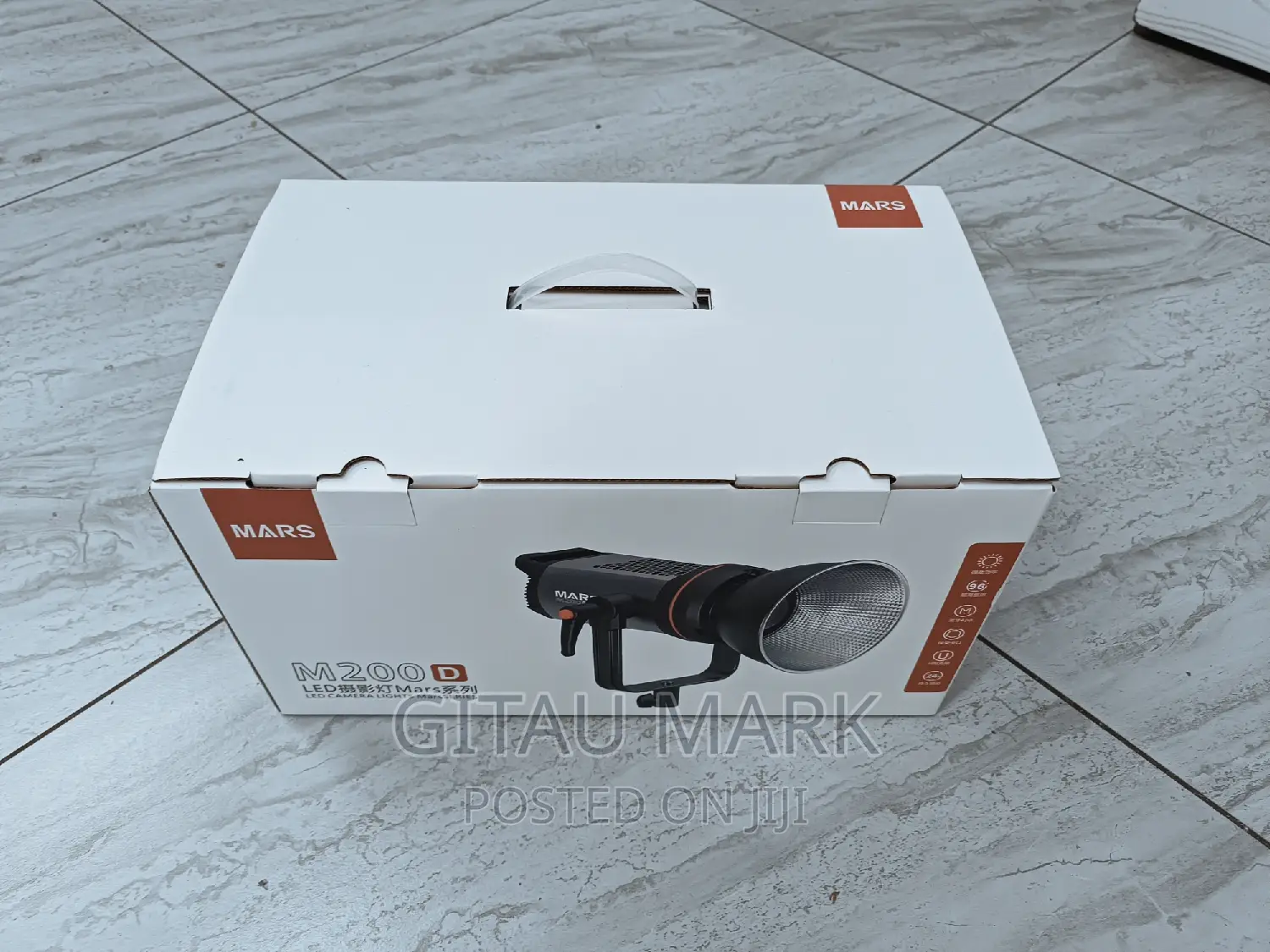 Triopo Mars M200 D Continuous LED Video Light 200 Watts