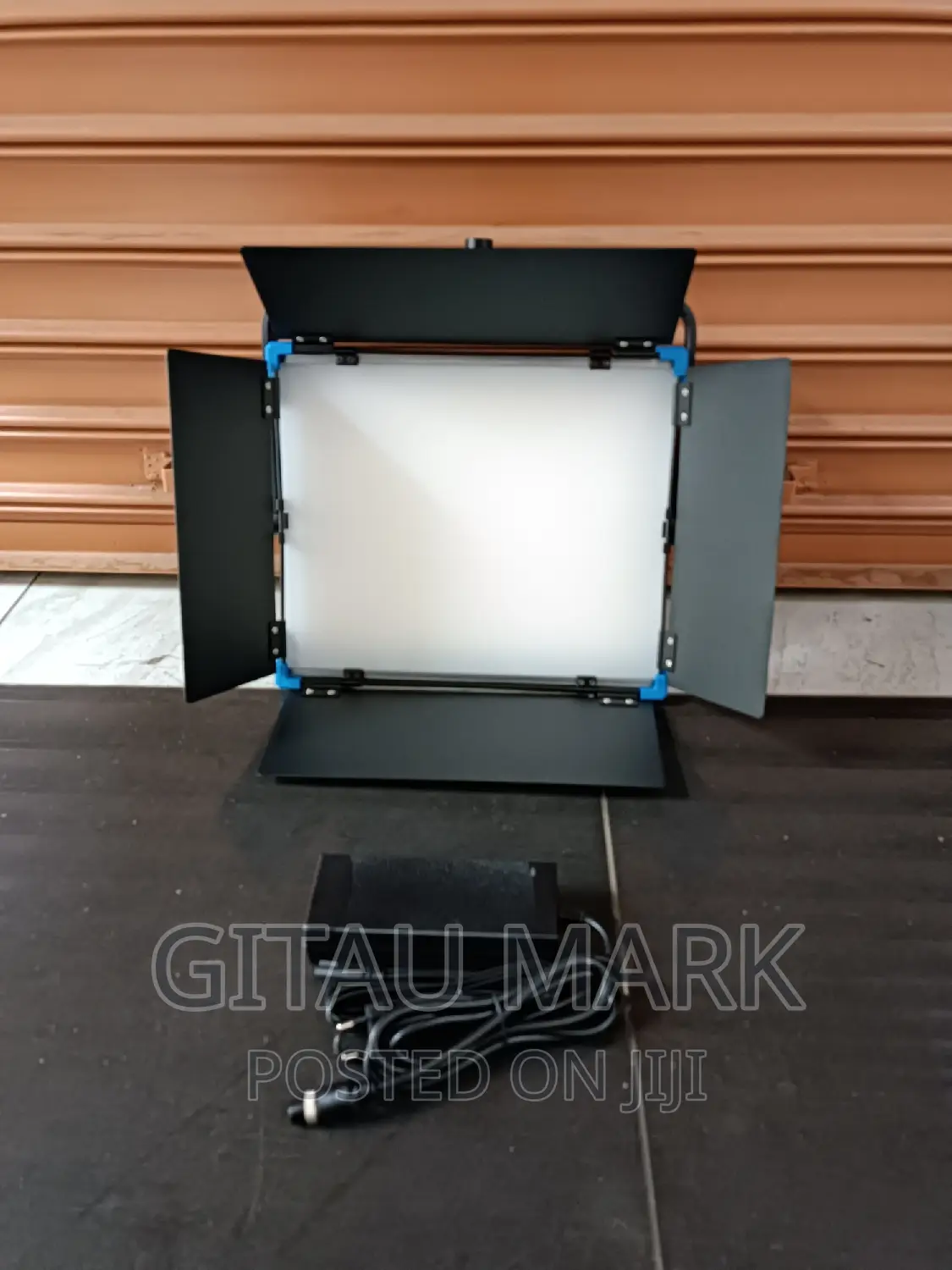 Yidoblo Gl-1200bi LED Light Panel