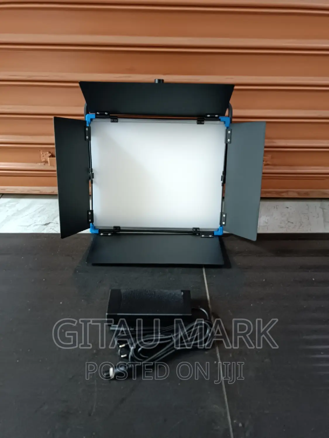Yidoblo Gl-1200bi LED Light Panel