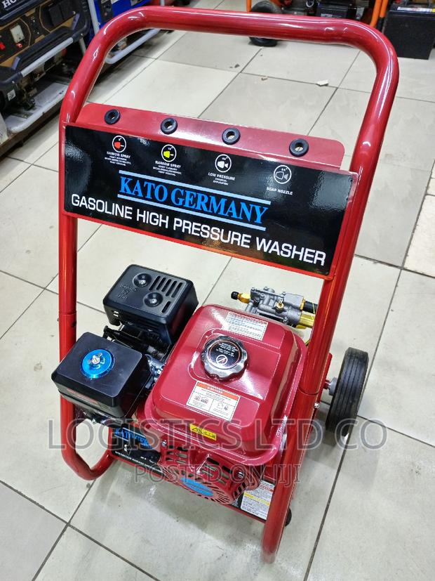 Kato Germany 3300psi Petrol Pressure Washer - thumbnail 4