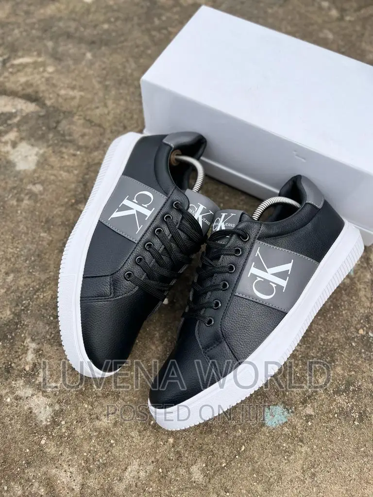 Calvin Klein Sneakers