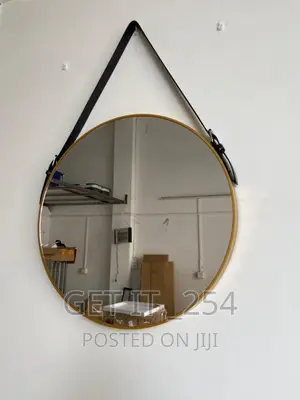 Nordic Wall Mirror
Size 50cm