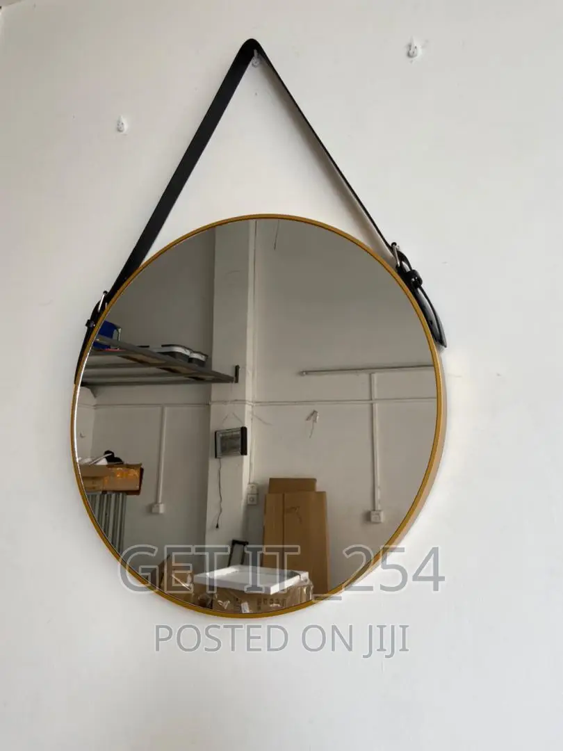 Nordic Wall Mirror
Size 50cm