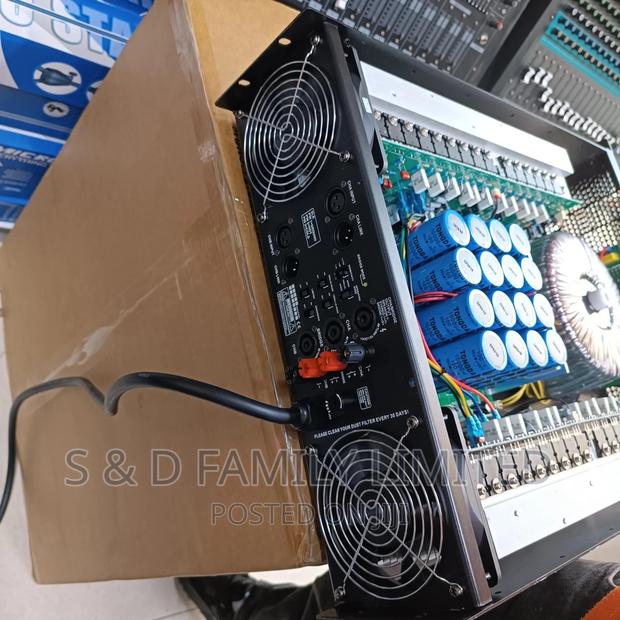 Original Crest Audio 18 Power Amplifier - thumbnail 3