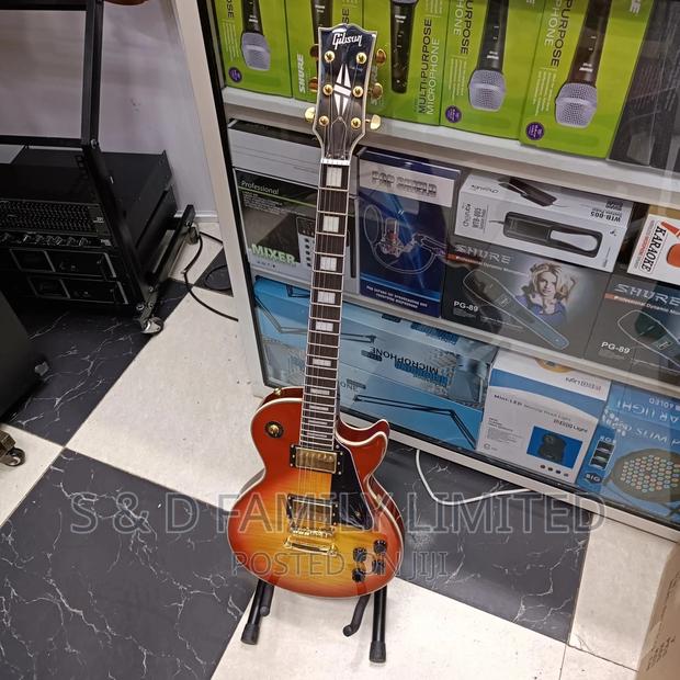 Gibson Solid Body Les Paul Electric Guitar