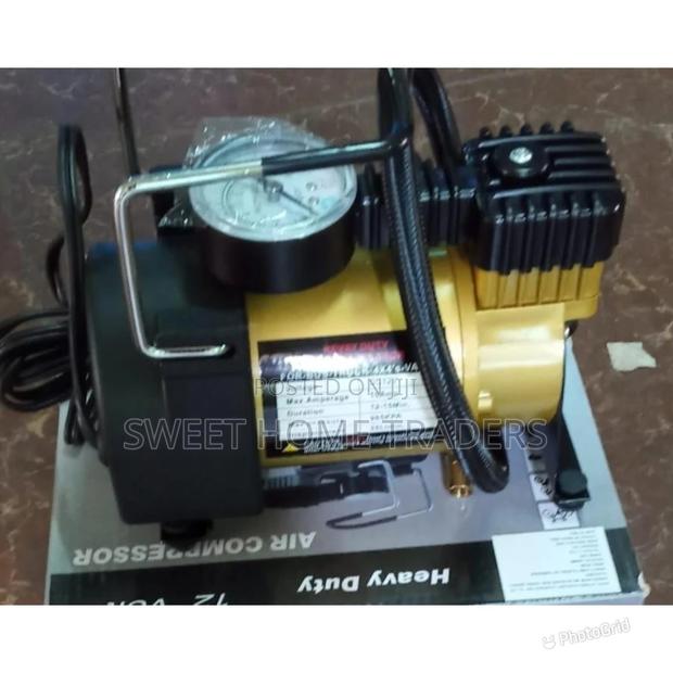 1- Cylinder Air Compressor / Tyre Inflator 