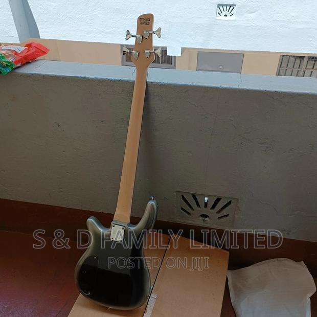 Gio Ibanez 4 String Bass Guitar - thumbnail 3