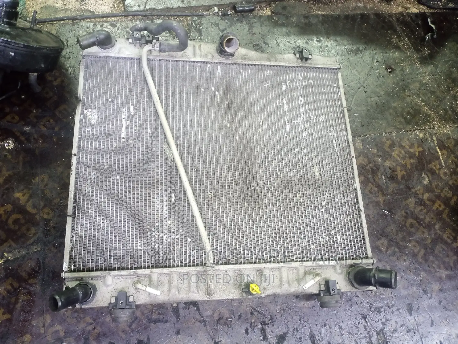 Toyota 7 L 1 Kd Radiator