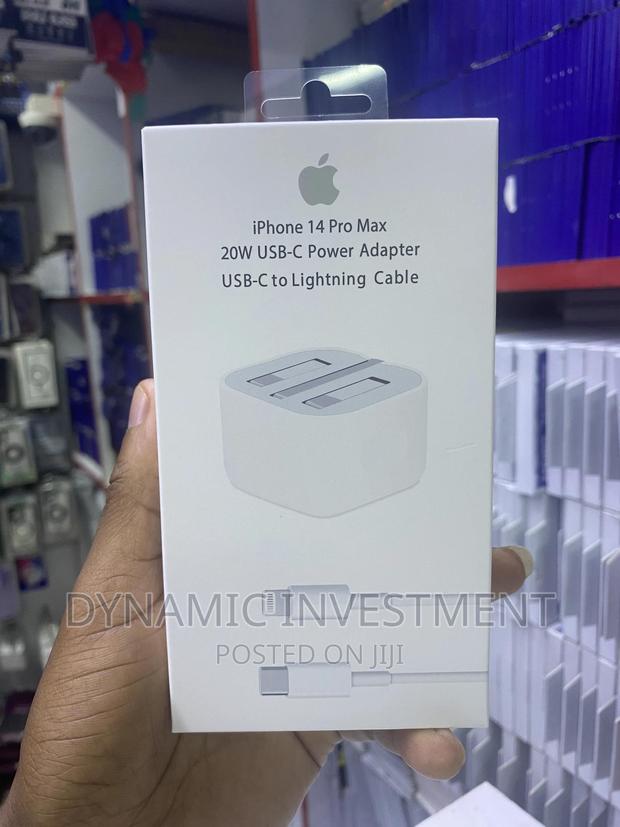 iPhone 11/12/13/ 14/14pro/14 Max/ 14 Pro Max Fast Charger - main view
