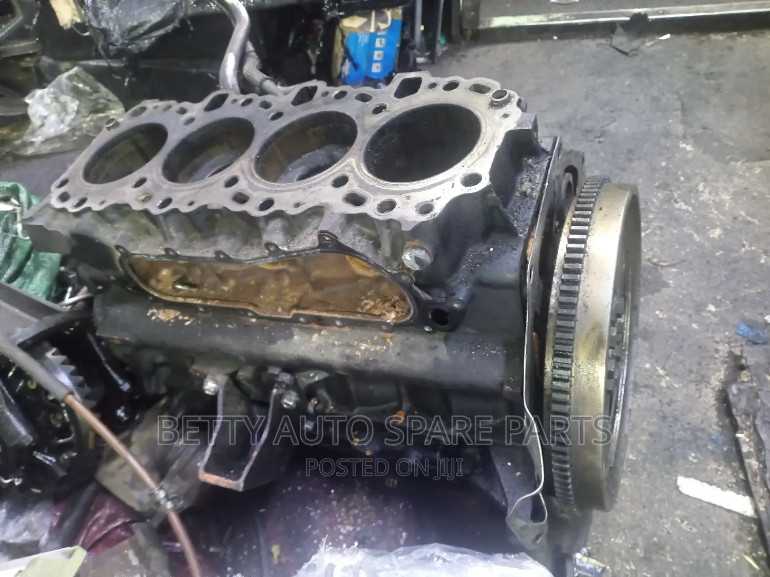 Toyota Hiace 7 L Half Engine 1kd