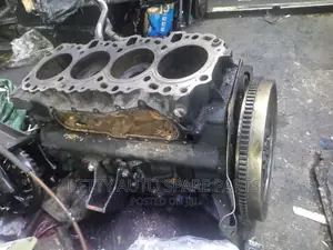 Toyota Hiace 7 L Half Engine 1kd