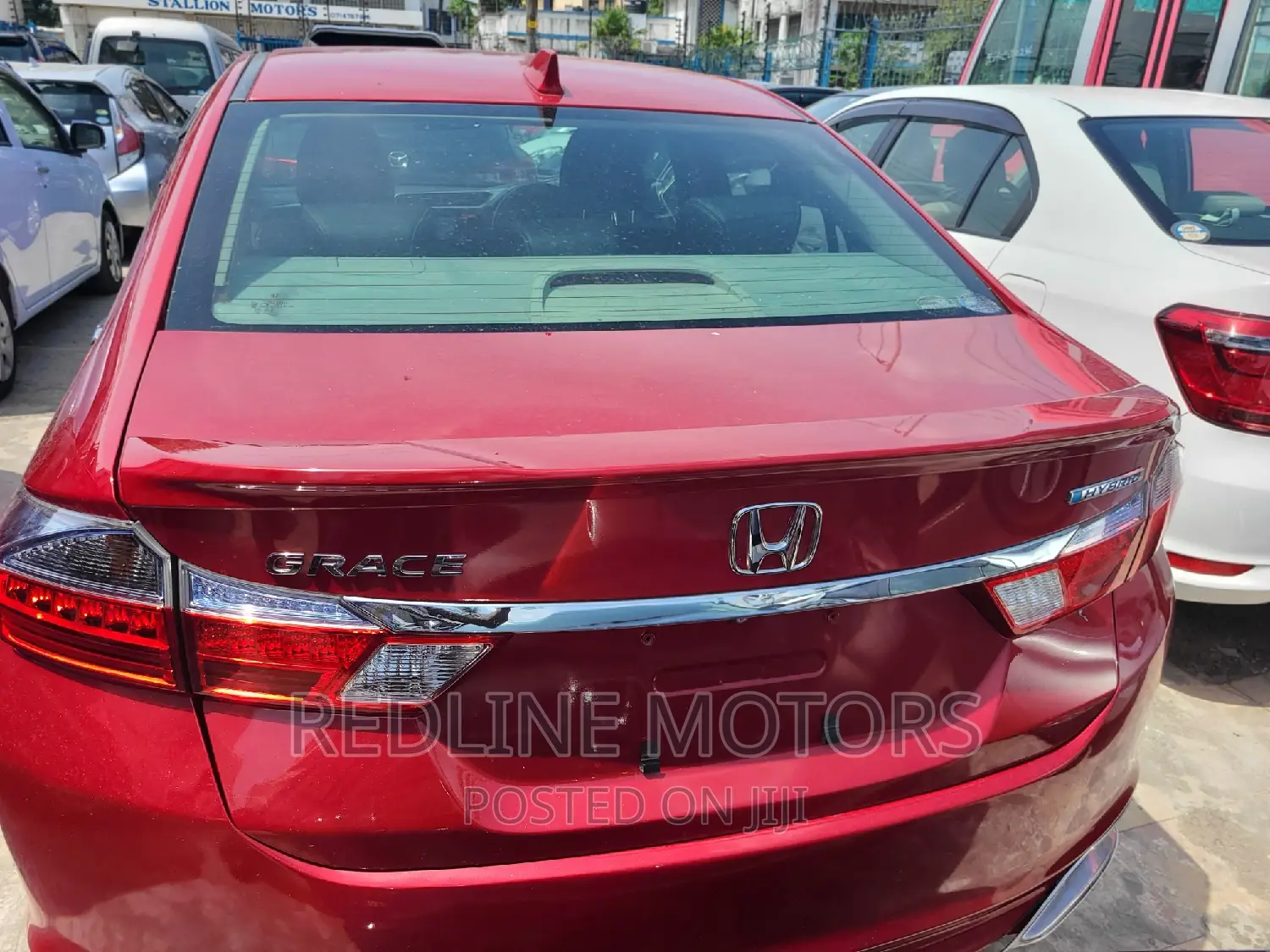 Honda Grace 1.5 Hybrid AWD 2016 Red