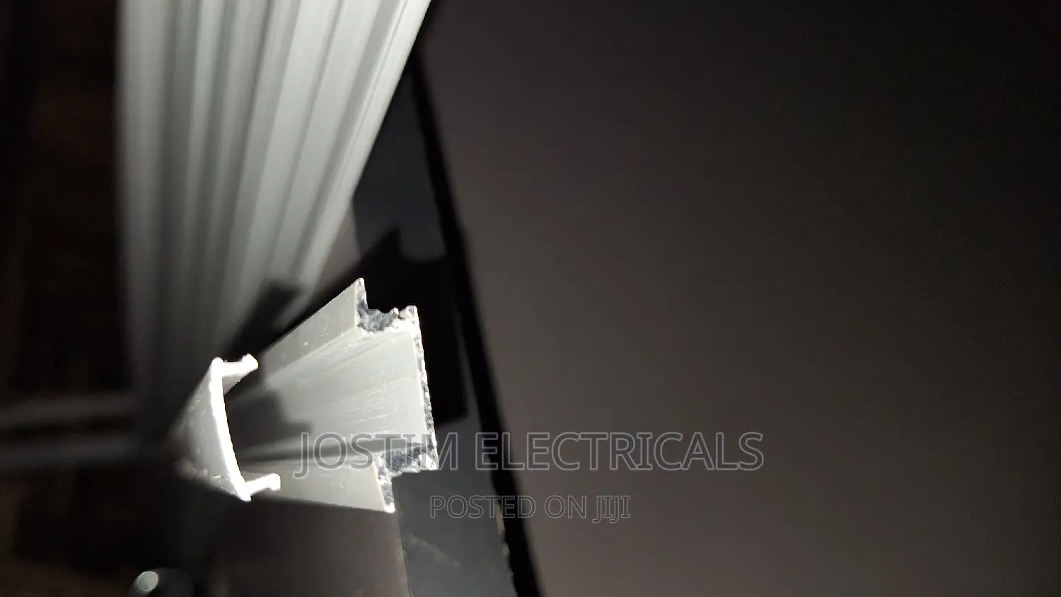 2m Lighting Channel
