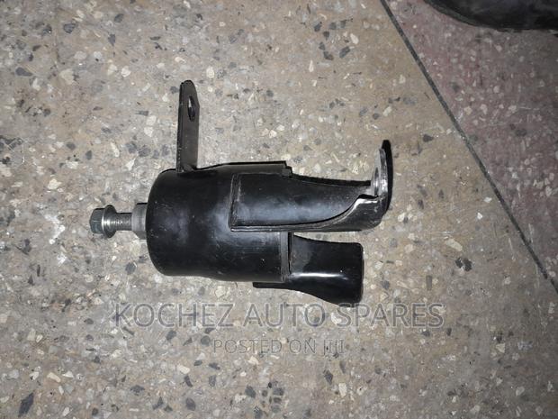 Engine Mounting for Mazda Demio