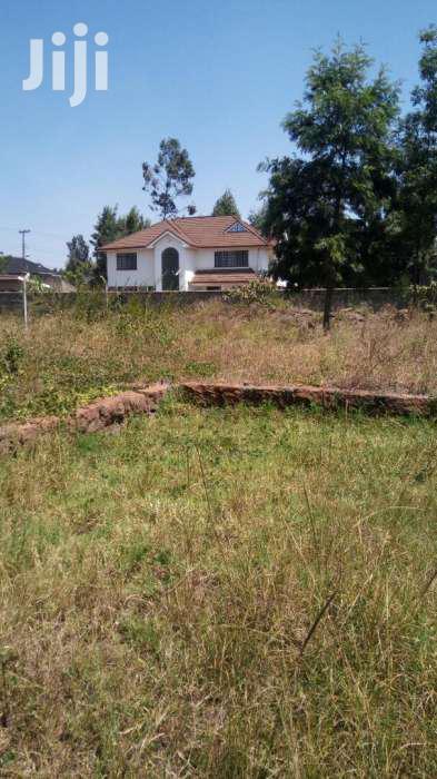 1/2 Acre for Sale in Thome Mugumo Drive.