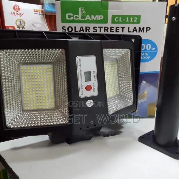 200watts Double Sided Solar Street Light With Wall Bracket - main view