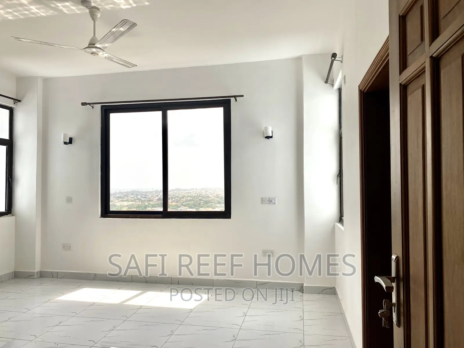 4bdrm Apartment in Kizingo for rent