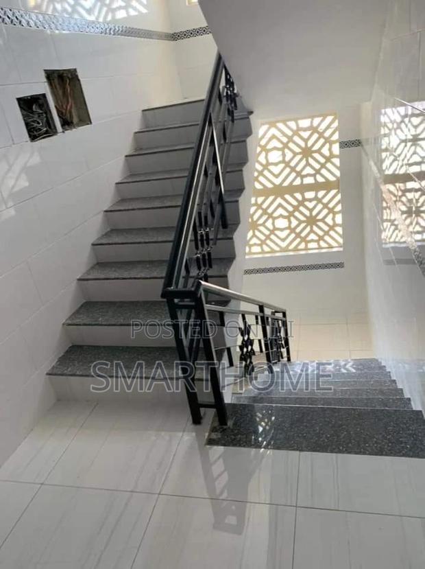 Airbnb South 2 Bedroom Available - thumbnail 12