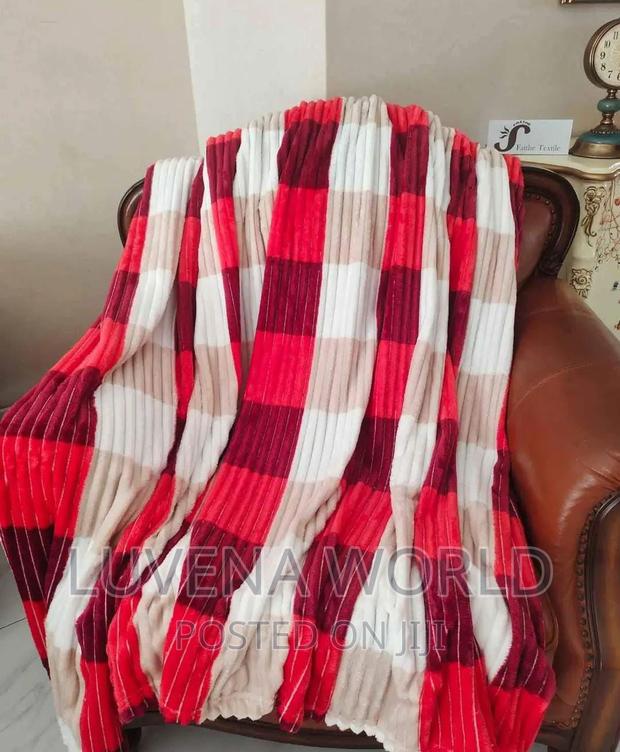 Fleece Blankets - thumbnail 2