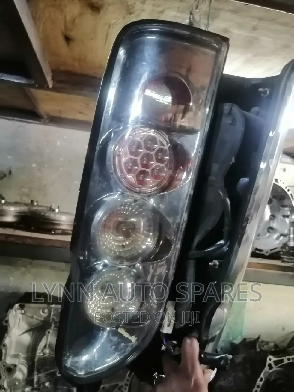 Toyota Hiace 7l New Model Rear Light