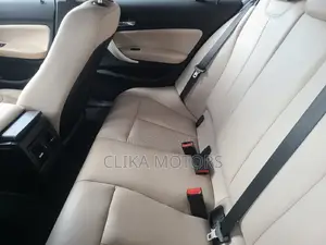 BMW 120i 2016 Red