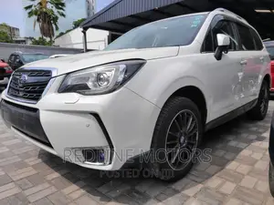 Subaru Forester 2.0XT Touring AWD 2017 White