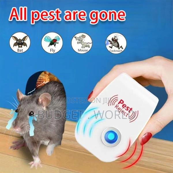 Pest Repellent Electronic Indoor Plug- White