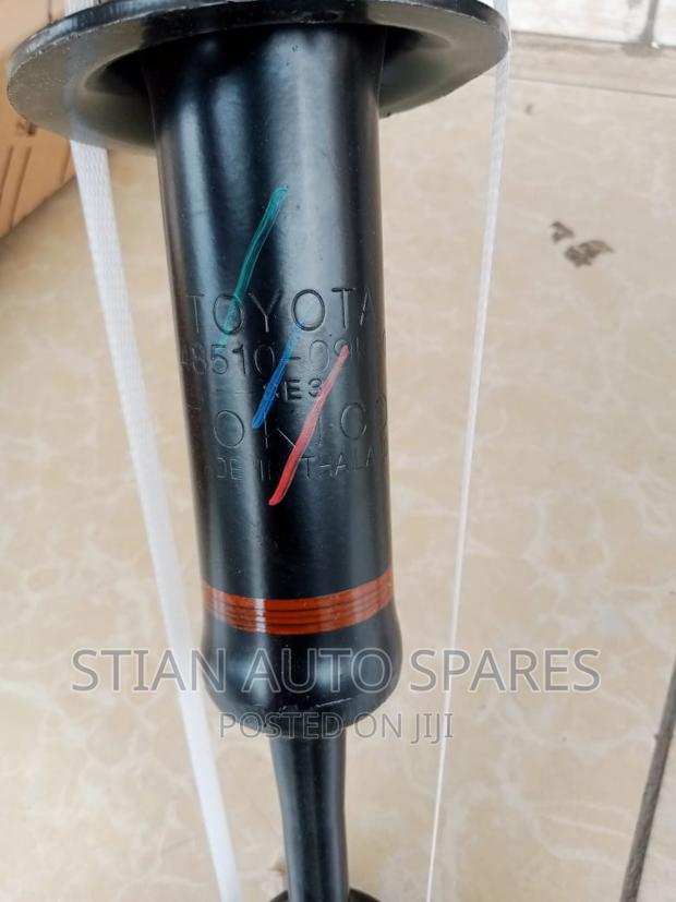 VIGO/ PRADO 120 Rear Shock Absorbers - thumbnail 2