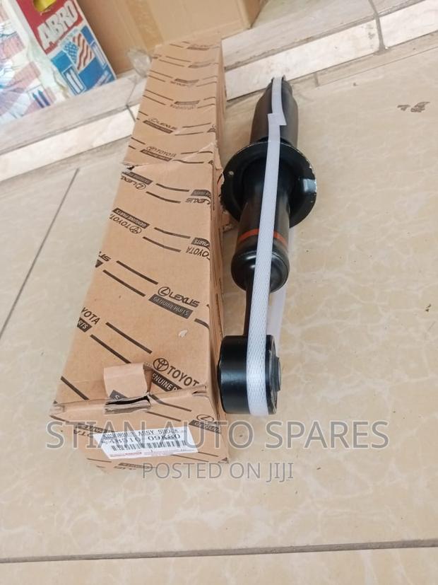 VIGO/ PRADO 120 Rear Shock Absorbers - thumbnail 3