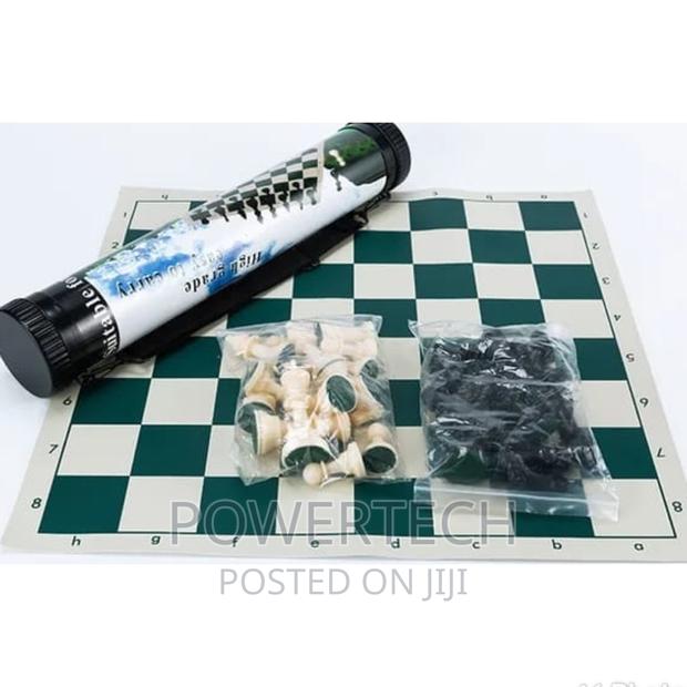 Chess Game Mat !Chess Game Mat ! - main view