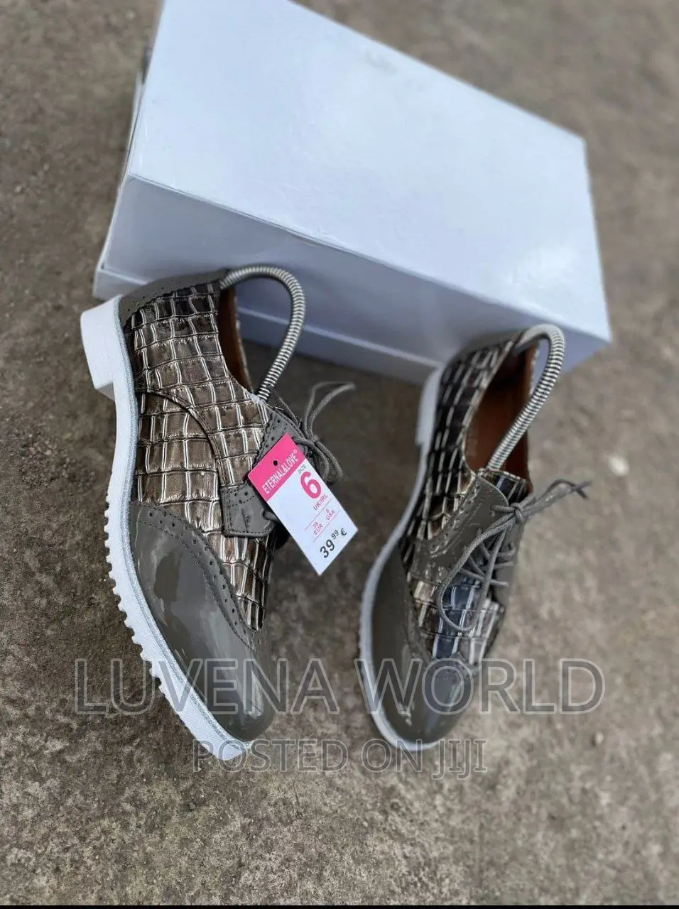 Ladies Laced Brogues