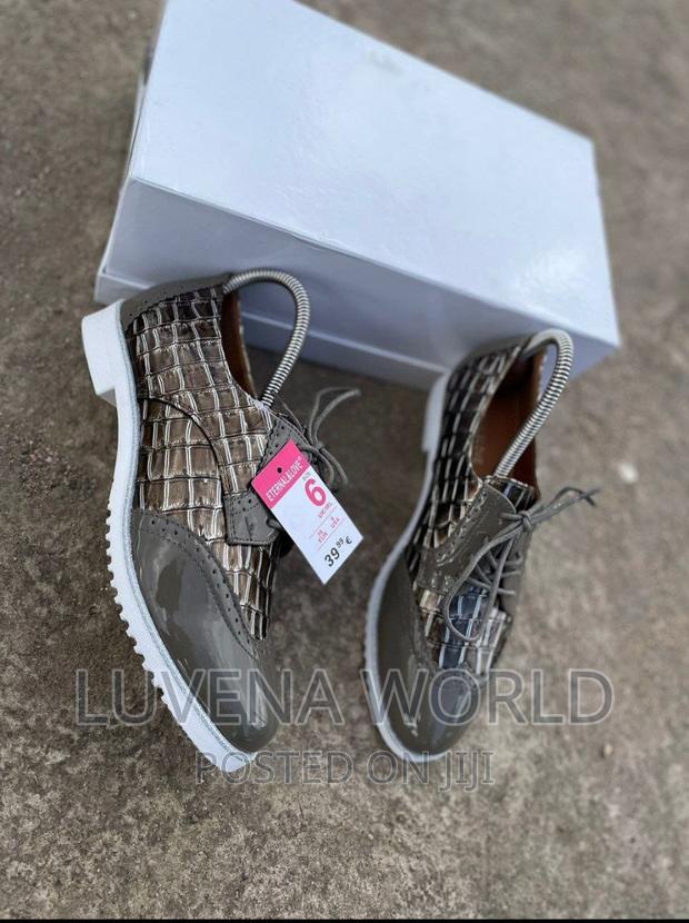 Ladies Laced Brogues - thumbnail 10