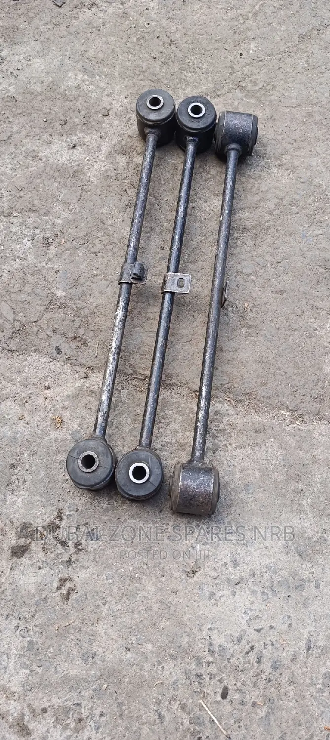 Probox,Succeed,Townace 4-Wheel Drive Rear Control Arms.
