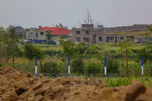 Kamulu, Kanisani Plots at ^AC